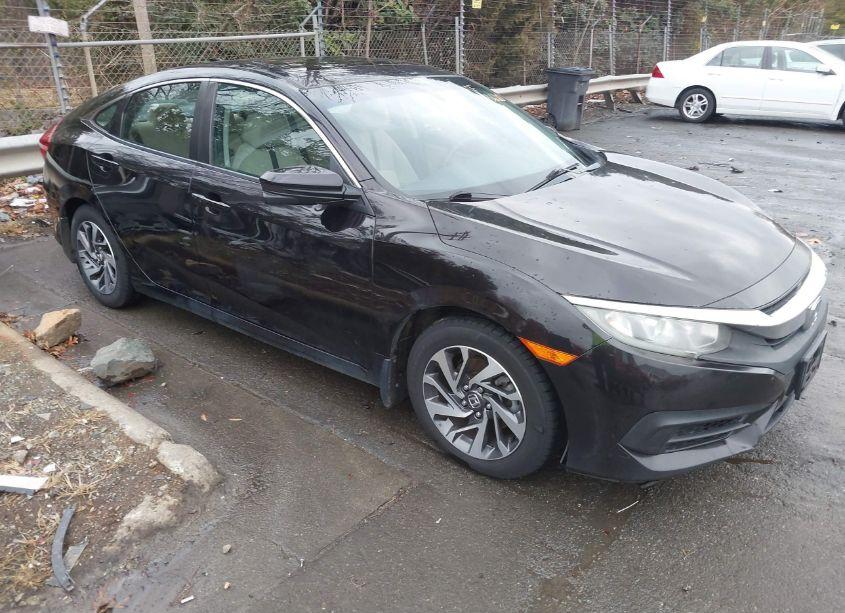 2018 Honda Civic EX (VIN 2HGFC2F78JH566116) main photo