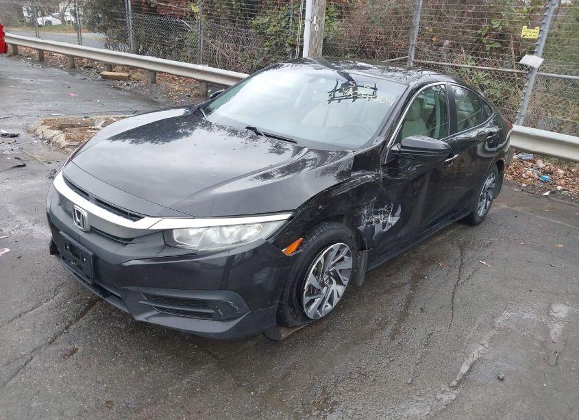 Photo 2 of 2018 Honda Civic EX (VIN 2HGFC2F78JH566116)