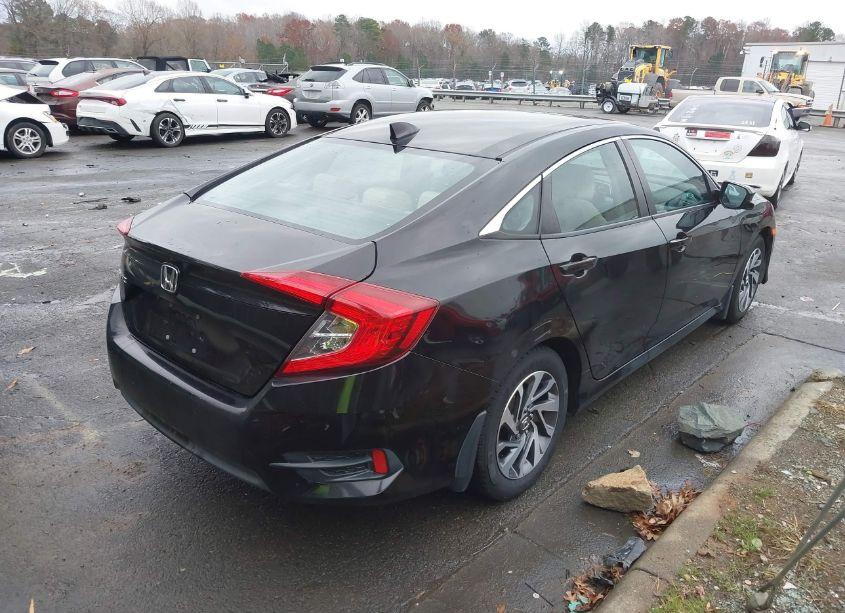 Photo 4 of 2018 Honda Civic EX (VIN 2HGFC2F78JH566116)