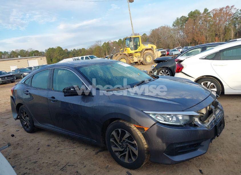 Photo 13 of 2018 Honda Civic EX (VIN 2HGFC2F78JH583501)