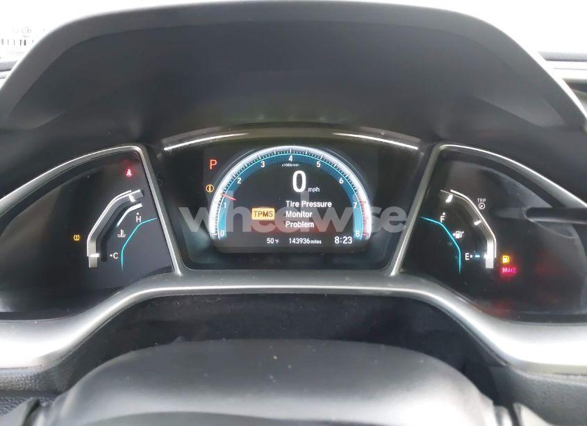 Photo 7 of 2018 Honda Civic EX (VIN 2HGFC2F78JH583501)