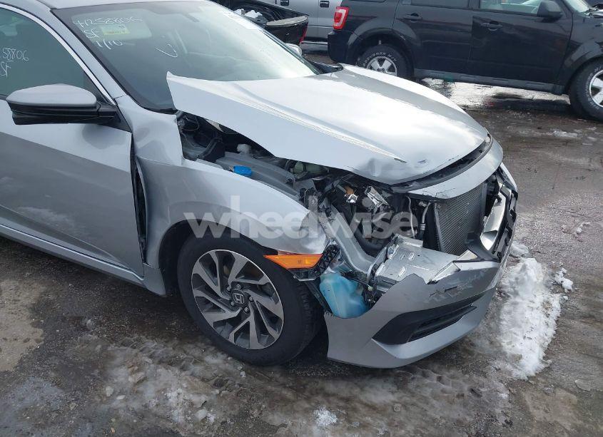 Photo 6 of 2018 Honda Civic EX (VIN 2HGFC2F78JH596748)