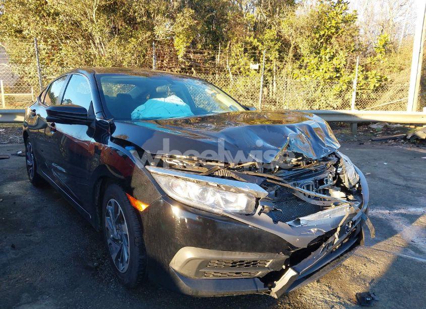 2018 Honda Civic EX (VIN 2HGFC2F78JH601320) main photo