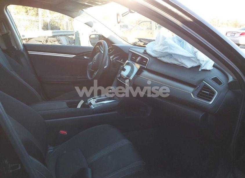 Photo 5 of 2018 Honda Civic EX (VIN 2HGFC2F78JH601320)