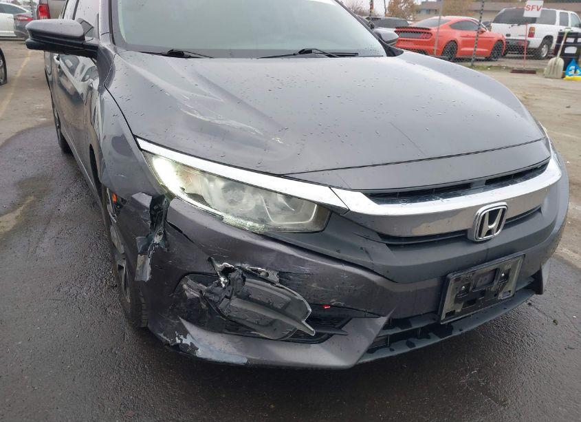 Photo 6 of 2018 Honda Civic EX (VIN 2HGFC2F78JH605156)