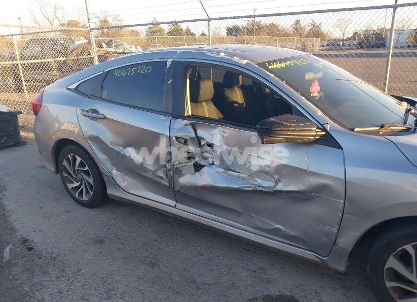 Photo 6 of 2016 Honda Civic EX (VIN 2HGFC2F79GH519900)