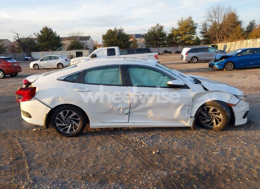 Photo 13 of 2017 Honda Civic EX (VIN 2HGFC2F79HH569052)