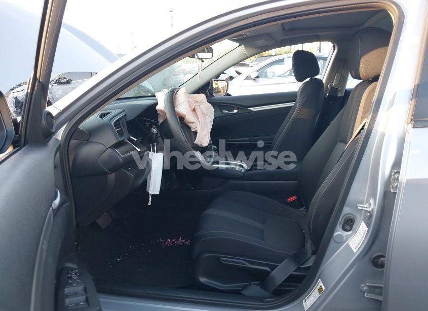 Photo 5 of 2018 Honda Civic EX (VIN 2HGFC2F79JH502652)