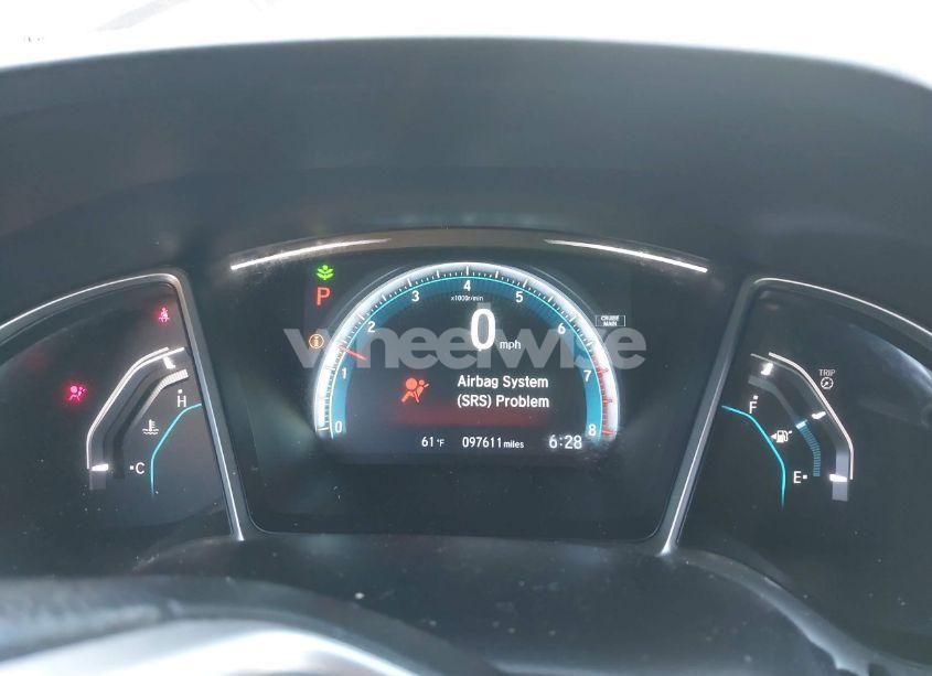 Photo 7 of 2018 Honda Civic EX (VIN 2HGFC2F79JH502652)