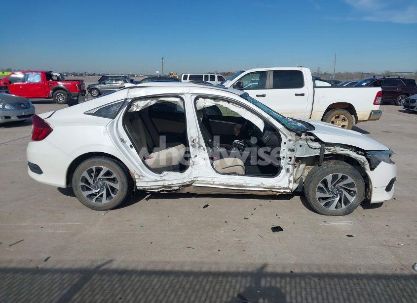 Photo 12 of 2018 Honda Civic EX (VIN 2HGFC2F79JH505177)