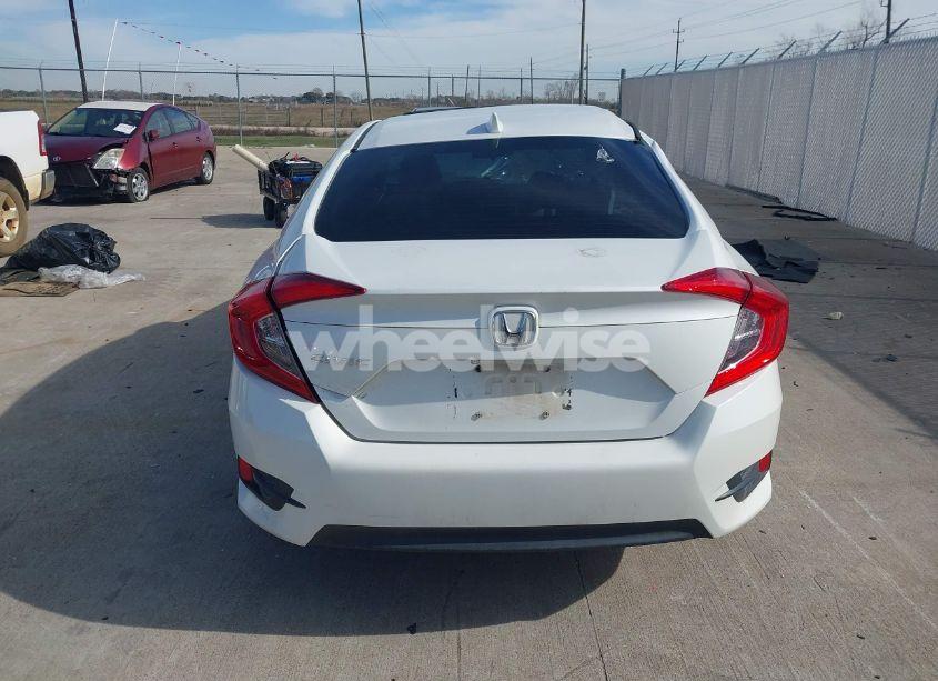 Photo 15 of 2018 Honda Civic EX (VIN 2HGFC2F79JH505177)