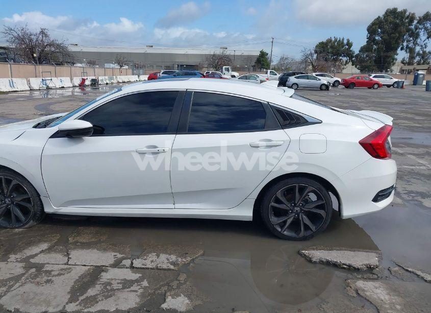 Photo 14 of 2018 Honda Civic EX (VIN 2HGFC2F79JH513828)