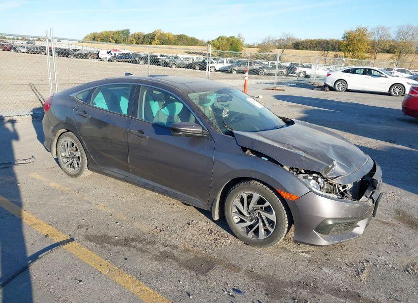 2018 Honda Civic EX (VIN 2HGFC2F79JH520620) main photo