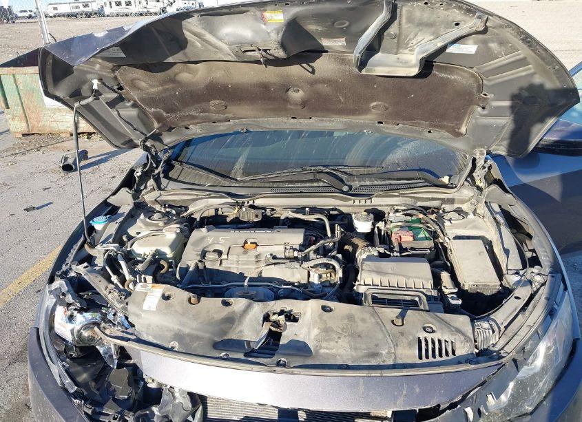 Photo 10 of 2018 Honda Civic EX (VIN 2HGFC2F79JH520620)