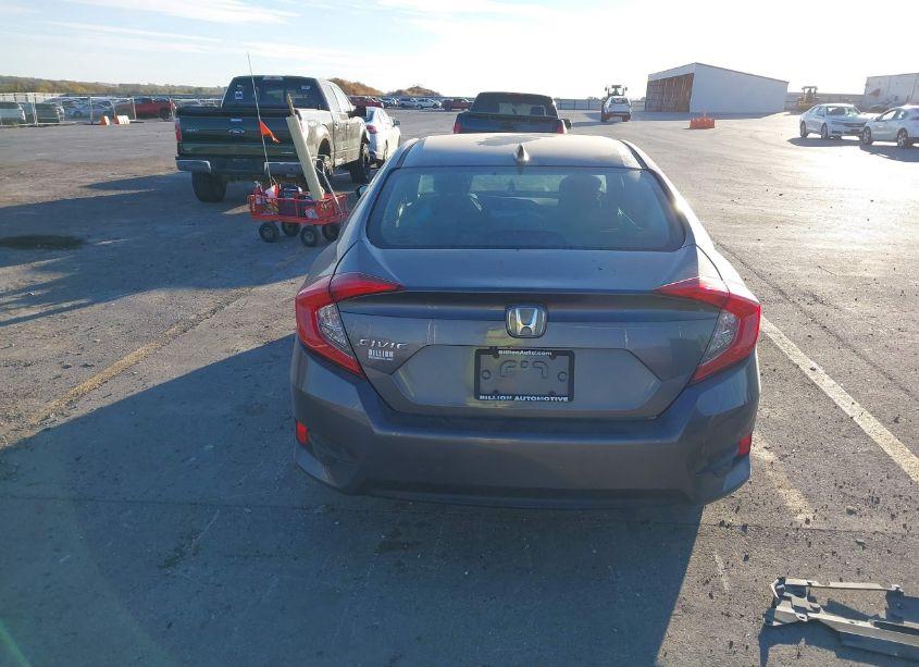 Photo 17 of 2018 Honda Civic EX (VIN 2HGFC2F79JH520620)