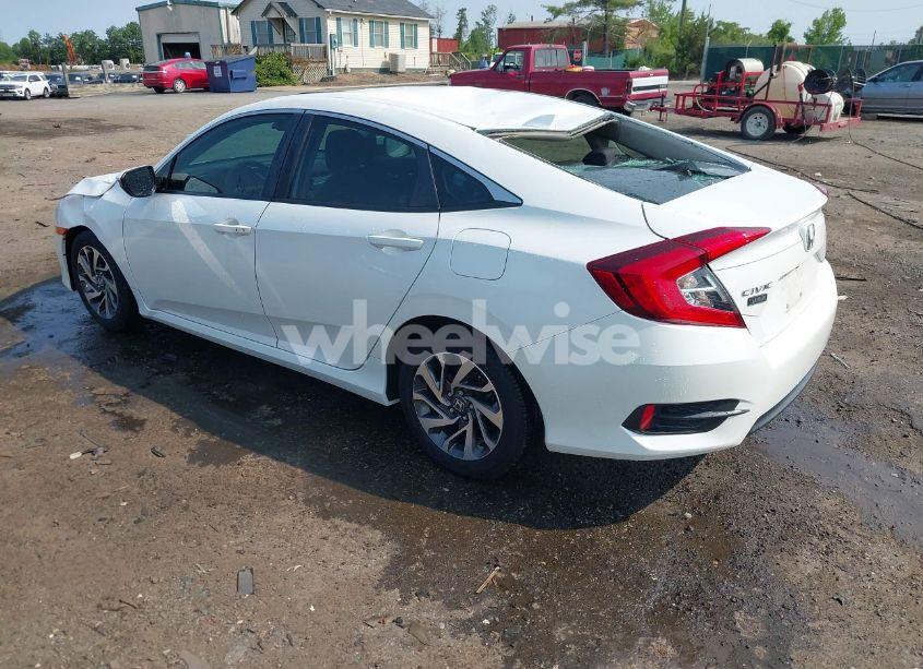 Photo 3 of 2018 Honda Civic EX (VIN 2HGFC2F79JH532184)