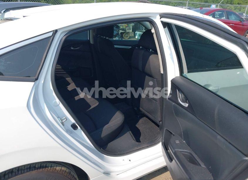 Photo 8 of 2018 Honda Civic EX (VIN 2HGFC2F79JH532184)