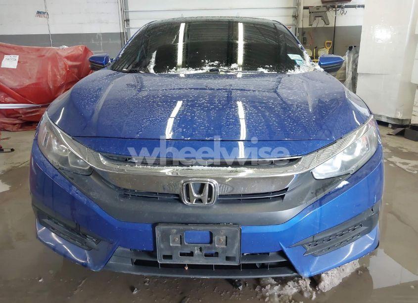 Photo 12 of 2018 Honda Civic EX (VIN 2HGFC2F79JH532797)