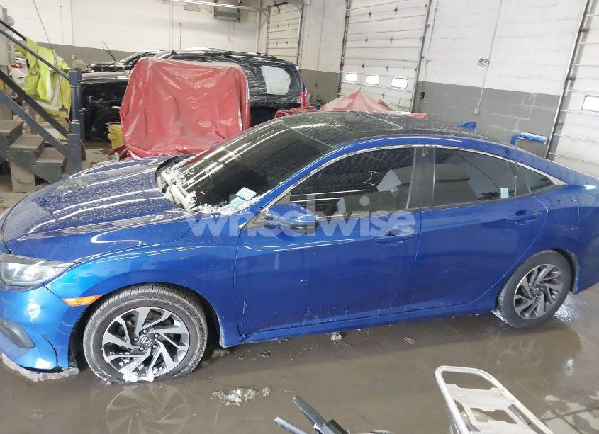 Photo 14 of 2018 Honda Civic EX (VIN 2HGFC2F79JH532797)