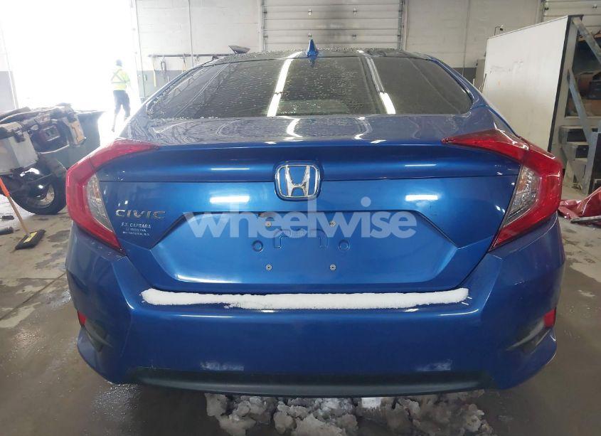 Photo 16 of 2018 Honda Civic EX (VIN 2HGFC2F79JH532797)