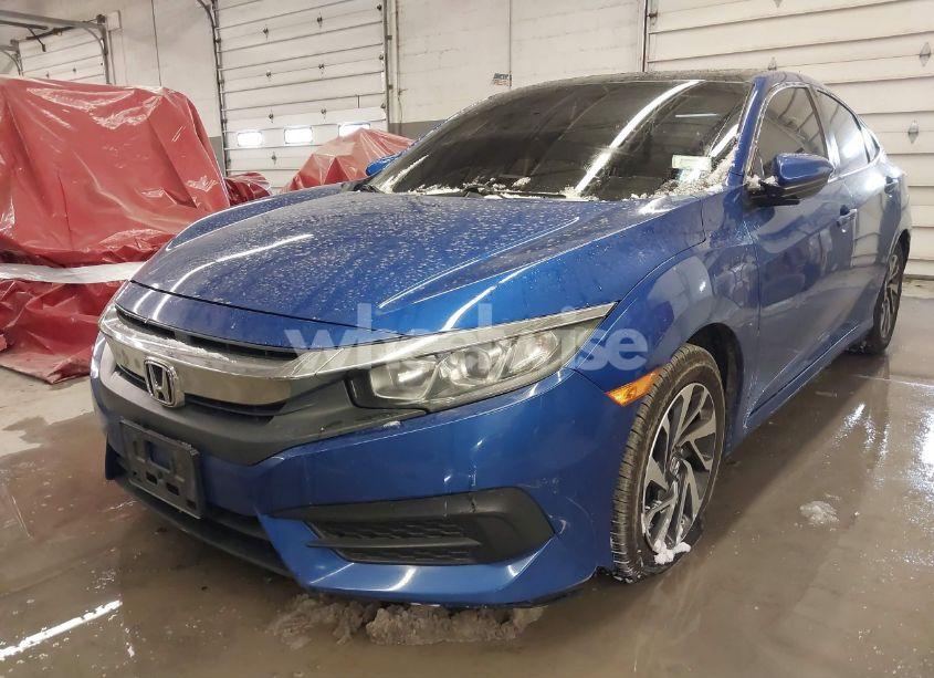 Photo 6 of 2018 Honda Civic EX (VIN 2HGFC2F79JH532797)