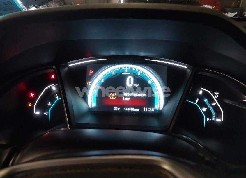 Photo 7 of 2018 Honda Civic EX (VIN 2HGFC2F79JH532797)