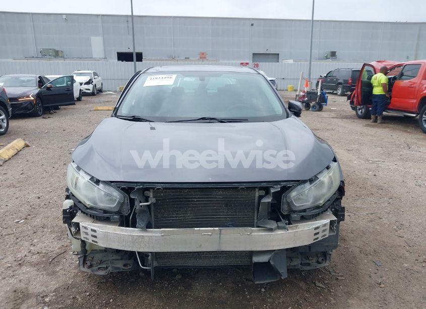 Photo 13 of 2018 Honda Civic EX (VIN 2HGFC2F79JH532881)