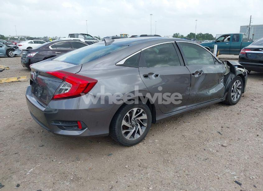 Photo 4 of 2018 Honda Civic EX (VIN 2HGFC2F79JH532881)
