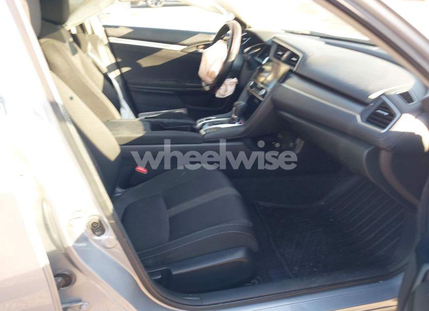 Photo 5 of 2018 Honda Civic EX (VIN 2HGFC2F79JH563029)