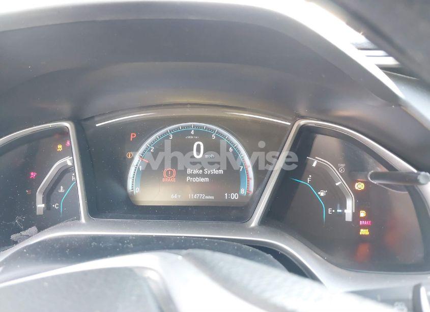 Photo 7 of 2018 Honda Civic EX (VIN 2HGFC2F79JH563029)