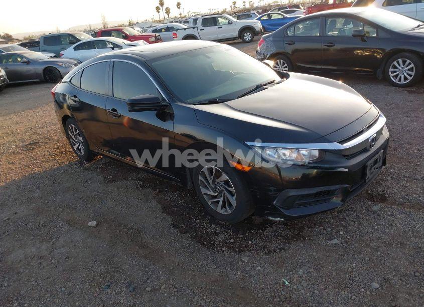 2018 Honda Civic EX (VIN 2HGFC2F79JH576153) main photo