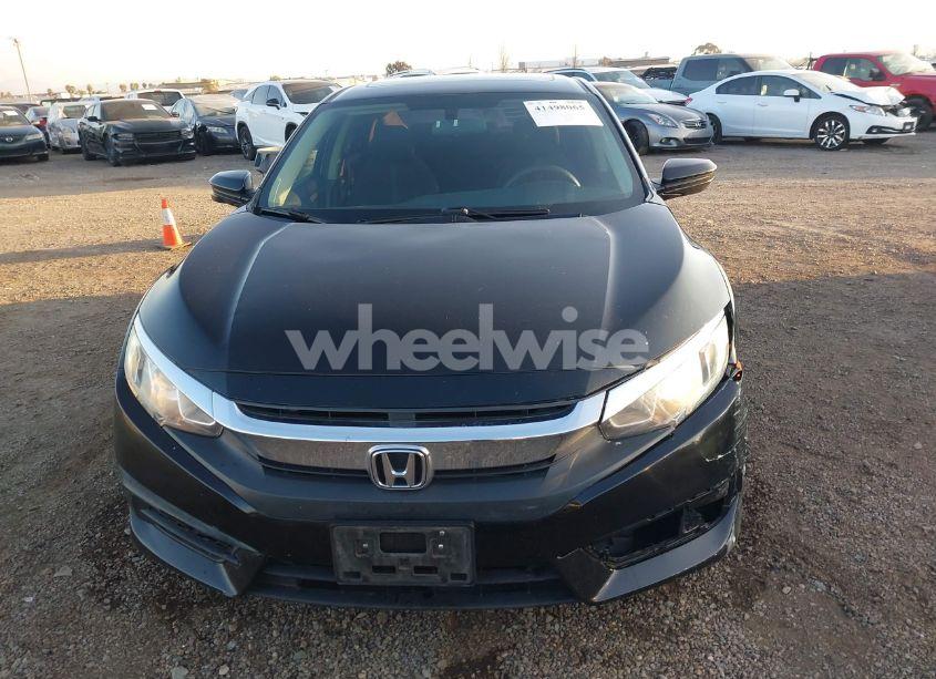 Photo 12 of 2018 Honda Civic EX (VIN 2HGFC2F79JH576153)