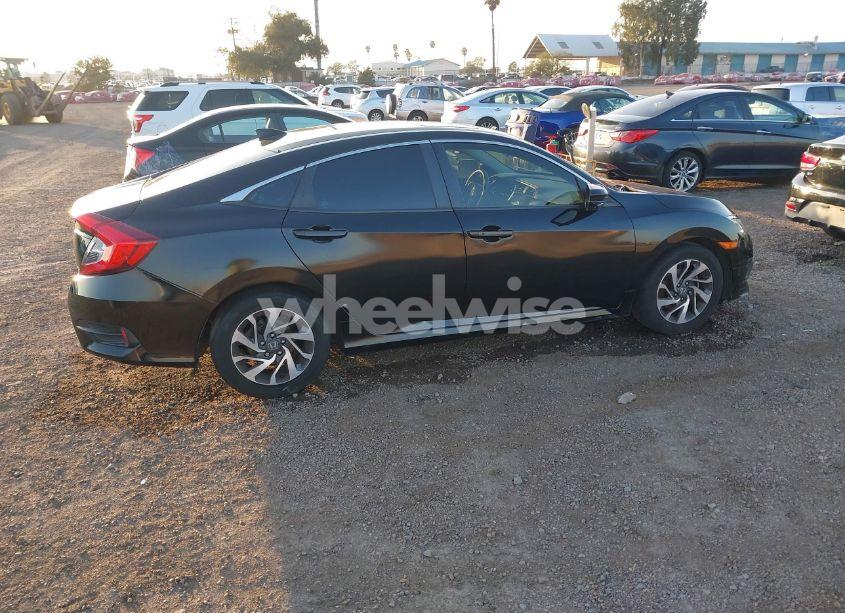 Photo 13 of 2018 Honda Civic EX (VIN 2HGFC2F79JH576153)