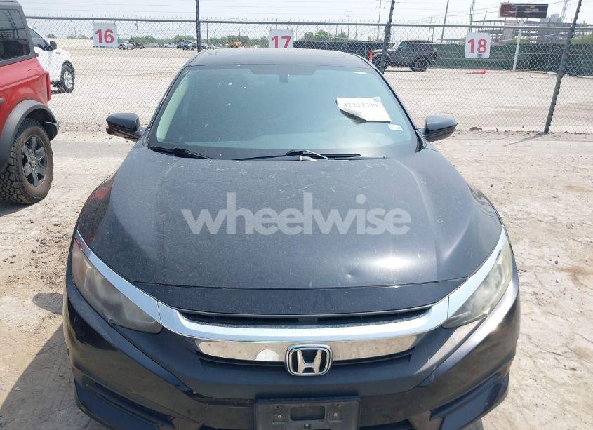 Photo 6 of 2018 Honda Civic EX (VIN 2HGFC2F79JH597603)