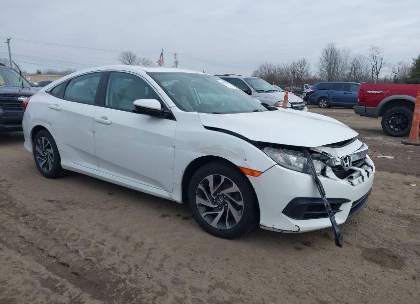 2016 Honda Civic EX (VIN 2HGFC2F7XGH524992) main photo