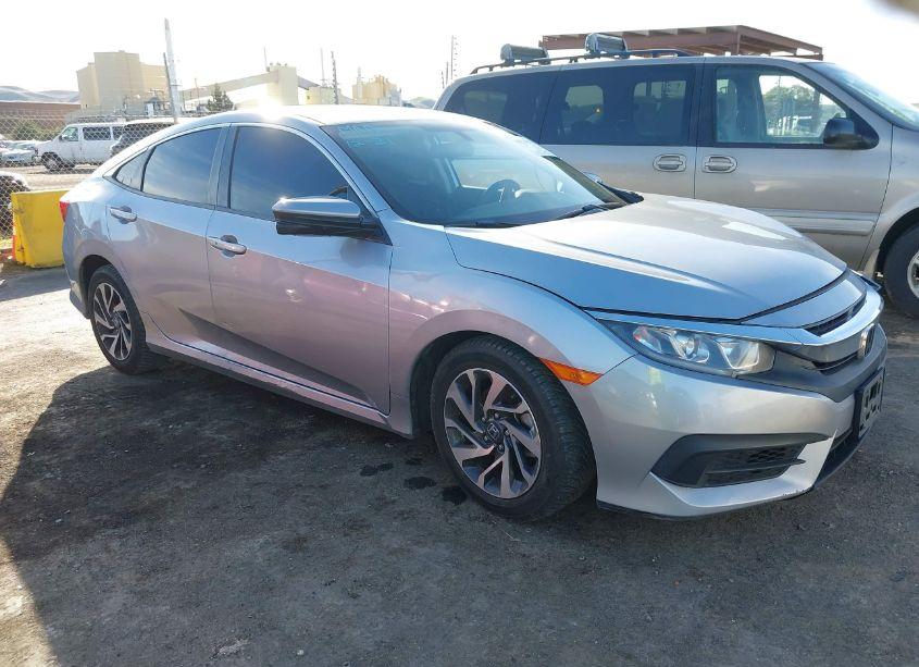 2017 Honda Civic EX (VIN 2HGFC2F7XHH527862) main photo