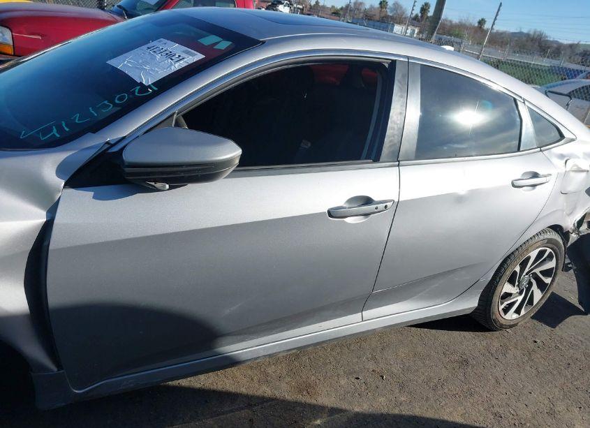 Photo 14 of 2017 Honda Civic EX (VIN 2HGFC2F7XHH527862)