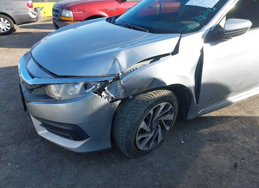Photo 6 of 2017 Honda Civic EX (VIN 2HGFC2F7XHH527862)