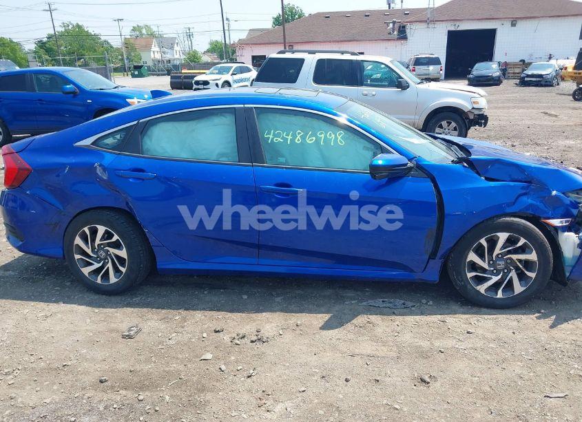 Photo 13 of 2017 Honda Civic EX (VIN 2HGFC2F7XHH557475)