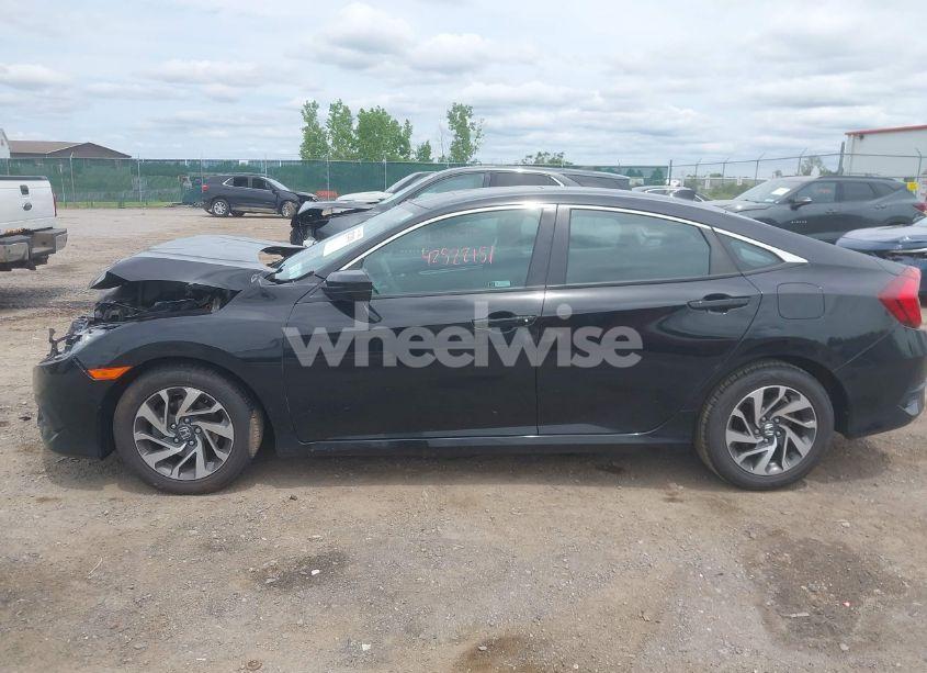 Photo 14 of 2018 Honda Civic EX (VIN 2HGFC2F7XJH510792)
