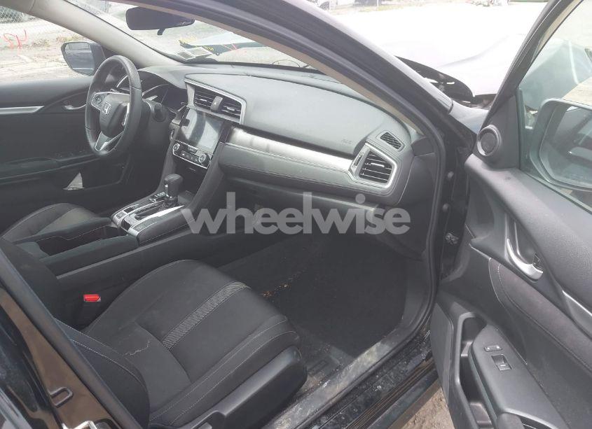 Photo 5 of 2018 Honda Civic EX (VIN 2HGFC2F7XJH510792)