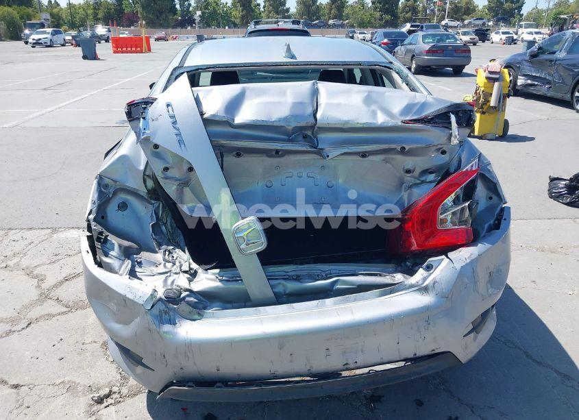 Photo 16 of 2018 Honda Civic EX (VIN 2HGFC2F7XJH513160)