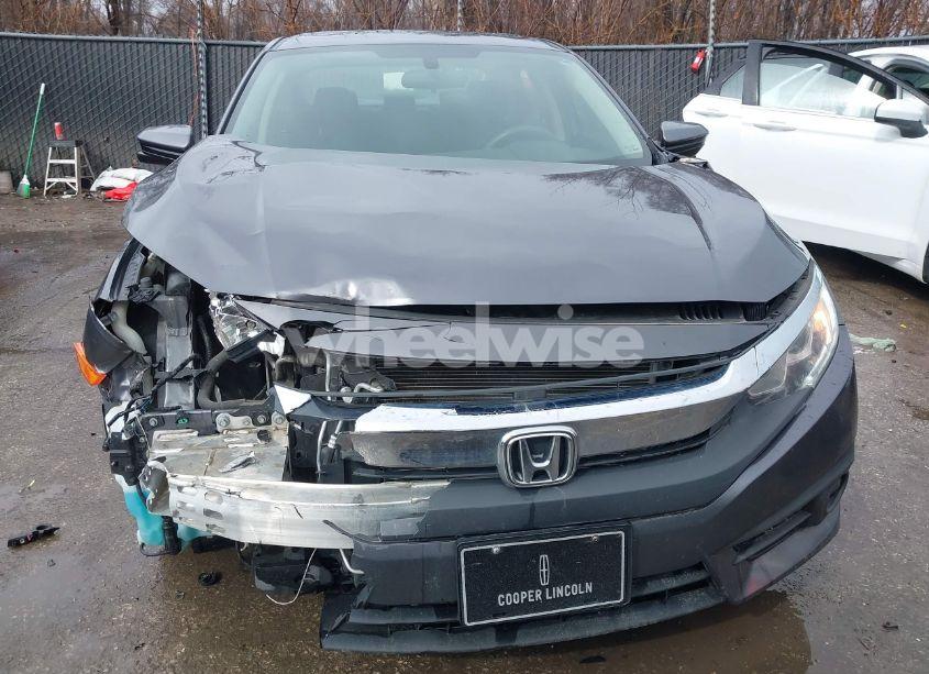 Photo 12 of 2018 Honda Civic EX (VIN 2HGFC2F7XJH550631)