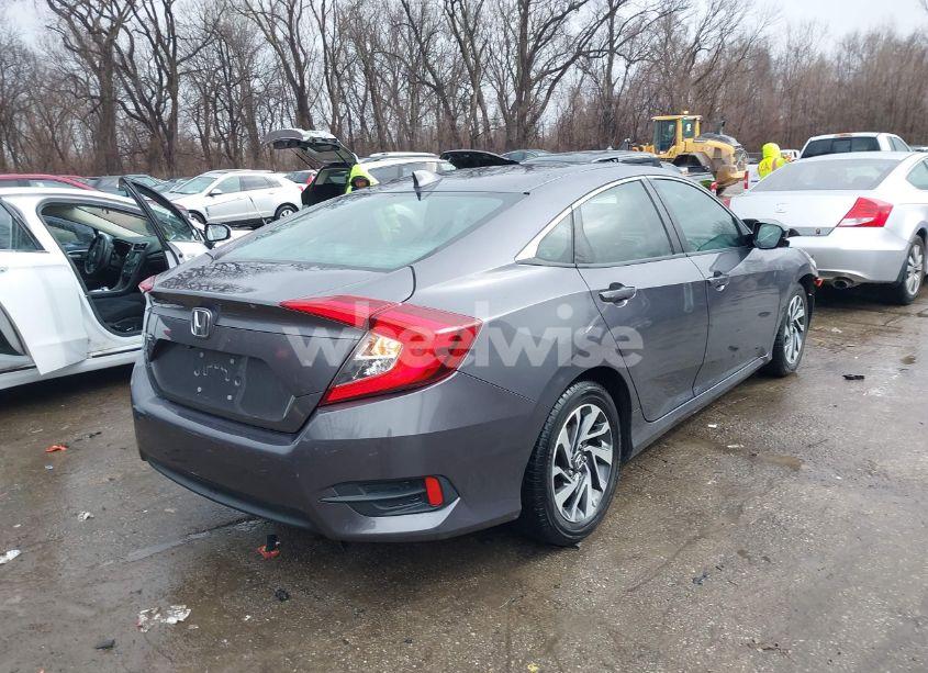 Photo 4 of 2018 Honda Civic EX (VIN 2HGFC2F7XJH550631)