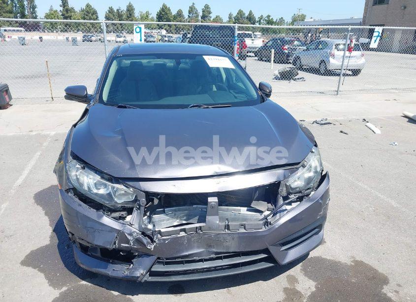 Photo 6 of 2018 Honda Civic EX (VIN 2HGFC2F7XJH575402)