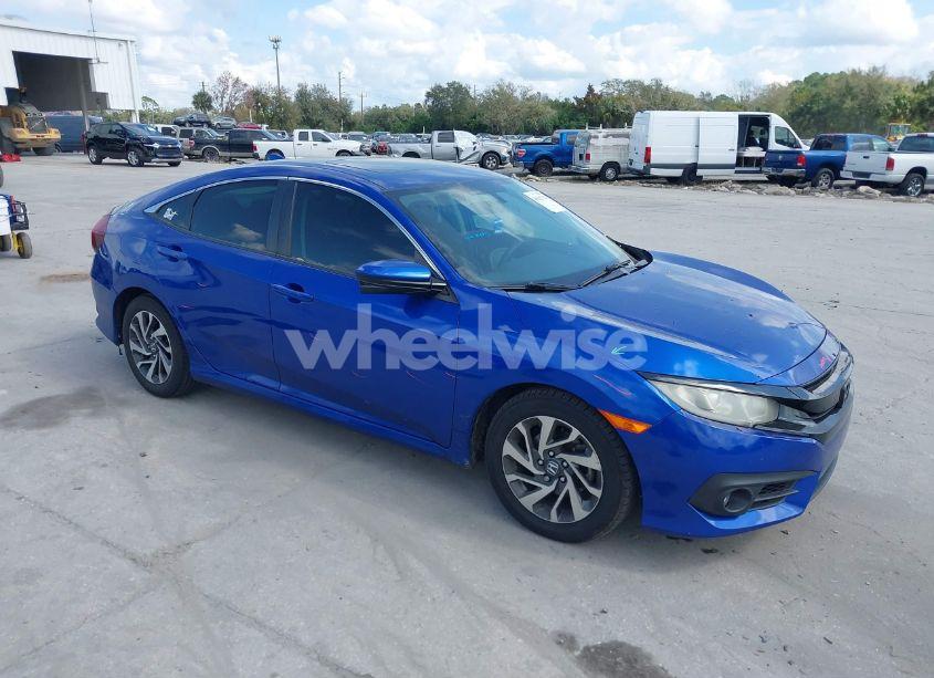 2018 Honda Civic EX (VIN 2HGFC2F7XJH588487) main photo