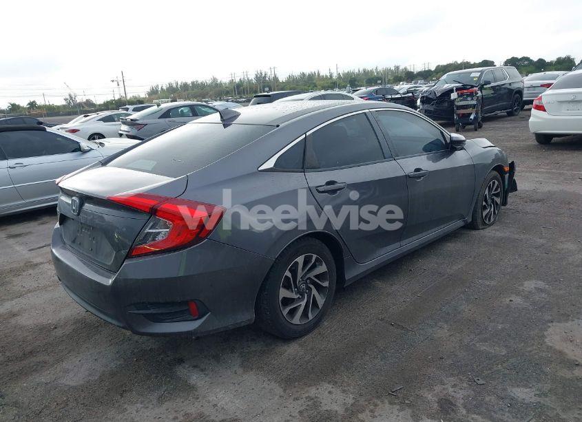 Photo 4 of 2018 Honda Civic EX (VIN 2HGFC2F7XJH595682)
