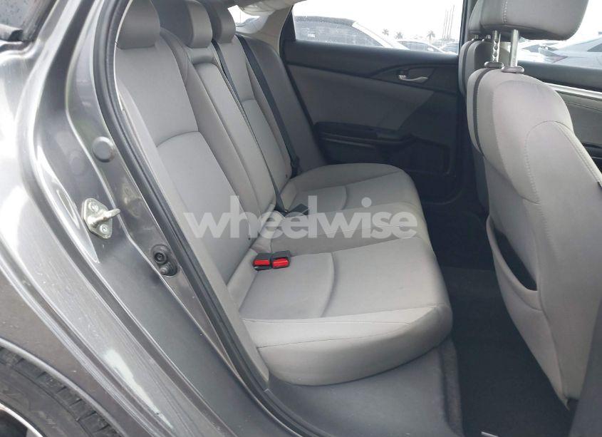 Photo 8 of 2018 Honda Civic EX (VIN 2HGFC2F7XJH595682)