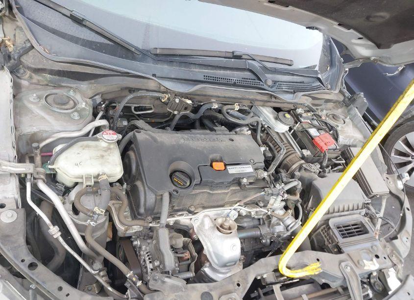 Photo 10 of 2019 Honda Civic SPORT (VIN 2HGFC2F80KH502694)