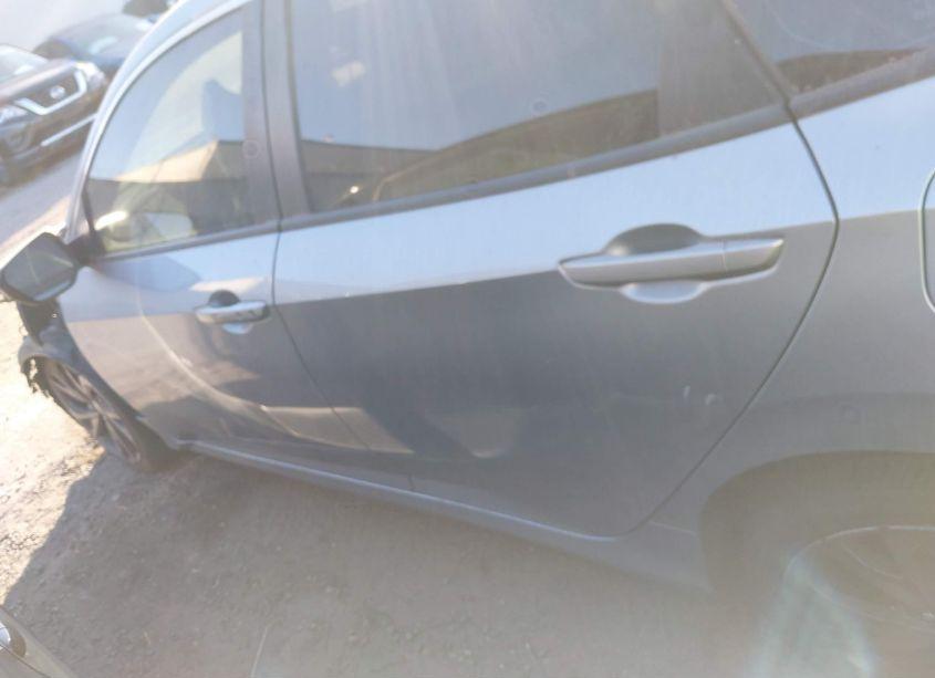 Photo 14 of 2019 Honda Civic SPORT (VIN 2HGFC2F80KH502694)